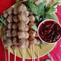 ผลไม้สดสั่งปลอก