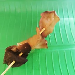 น้ำผลไม้ปั่น เจ๊มด (หน้าตึกแสงทอง)