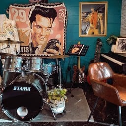 Elvis Factory Home & Cafe by AJM