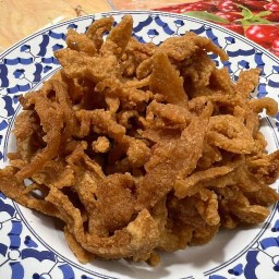 บ้านข้าวเหนียวหมูทอดล้วนๆ