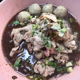 แอ๊ดก๋วยเตี๋ยวแชมป์