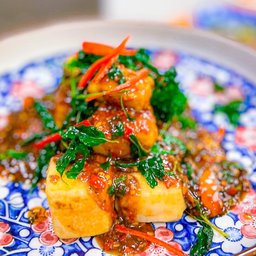 ผัดกะเพราเต้าหู้อ่อน