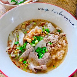 ก๋วยเตี๋ยว