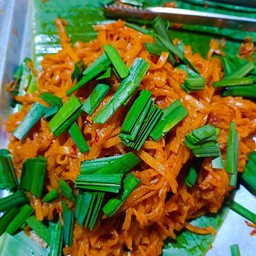 คอยีน ขนมจีน ผัดหมี่