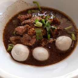 เกาเหลาเนื้อพิเศษ