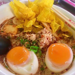 ก๋วยเตี๋ยวต้มยำไข่โตสะบารังปัตตานี