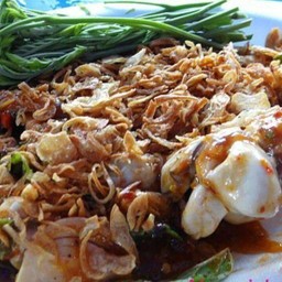 ยำหอยนางรมพริกเผา