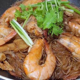 กุ้งอบวุ้นเส้น