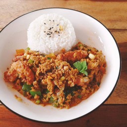 ข้าว ไก่โคมเขียว ผัดผงกระหรี่
