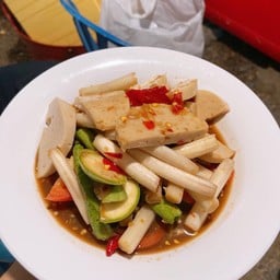 ตำไหลบัวหมูยอ