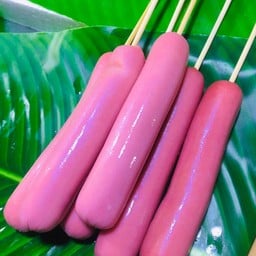 ไส้กรอกนมวนิลา ไม้ละ