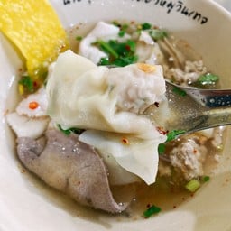 เกี๊ยวหมู