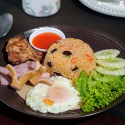 ข้าวผัดอเมริกัน