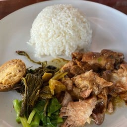 ก๋วยเตี๋ยวเรือ ช.ช้าง