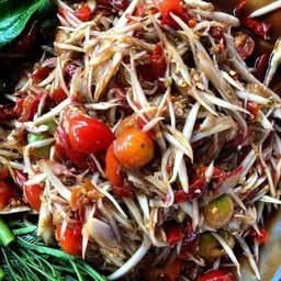 ลาบ รสเด็ด ตึกC6 เมืองทอง