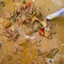 แกงคั่วเนื้อวัว