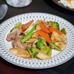 ผัดผักรวมมิตร