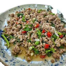 ยำหมูสับผักชี