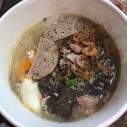 ก๋วยจั๊บญวนมุกดาหาร by ตะหลิวทองคำ