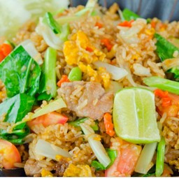 ข้าวผัดหมู