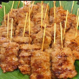 หมูชุดสุดคุ้มนมสด