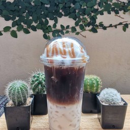 คาราเมลมัคคิอาโต้ เย็น