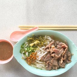 ขนมจีนไหหลํานํ้าเนื้อสด