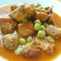 ซี่โครงหมูอบถั่วลันเตา