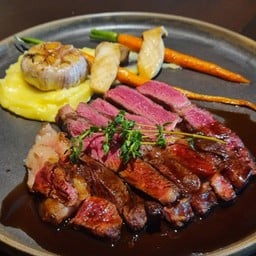 สเต็กเนื้อแองกัสริบอายจากออสเตรเลีย 250 กรัม