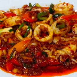 ผัดพริกเผาปลาหมึก(ราดข้าว)