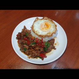 กะเพรา ต้มแซ่บเนื้อตุ๋น บ้านต้มตุ๋น by sensol