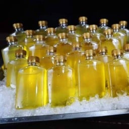 วัชรอมร