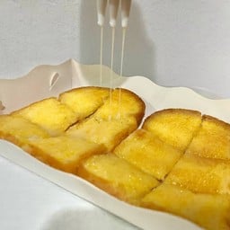 ปังปิ้ง เนย-นม-น้ำตาล