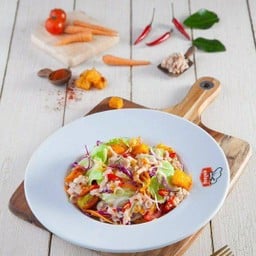 สลัดทูน่ายำแซ่บ