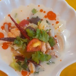 ข้าวแกงรุ่งเรือง