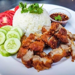 หมูกรอบจิ้มแจ่ว