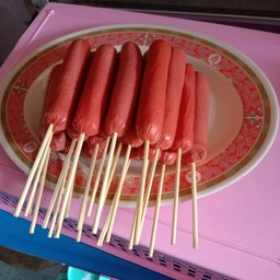 ใส้กรอกแดงยาว