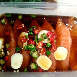 แซลมอนดอง