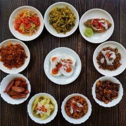 ข้าวต้มคุณยุ้ย แฟลตทหารเรือ สุขสวัสดิ์26