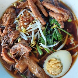 ก๋วยจับไก่ก๋วยเตี๋ยวเนื้อเปื่อยอิสลามห้าแยก ห้าแยก