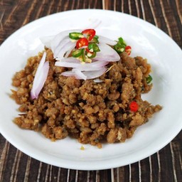 ยำหมูสับ ปลาอินทรีย์เค็ม