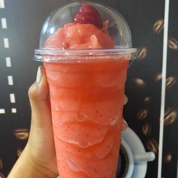 สตอเบอร์รี่ปั่น