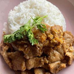 หมูกระเทียม(ราดข้าว)