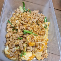 หมูสับผัดไข่เค็ม