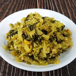 ผักกาดดองผัดไข่