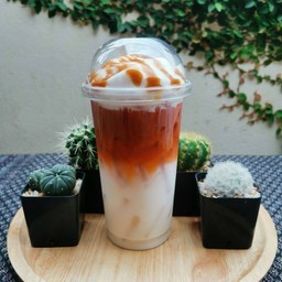 ชาไทย คาราเมลนมสด เย็น