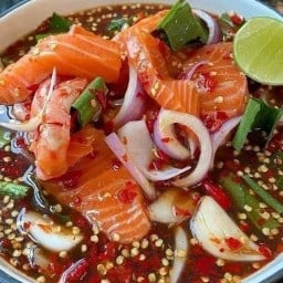 ตำ ยำแซ่บ คลองขุด