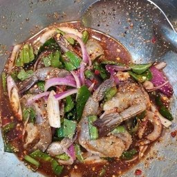 ลาบกุ้งสด