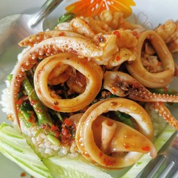 ข้าวกะเพราทะเลรวม ต้องเบิ้ล