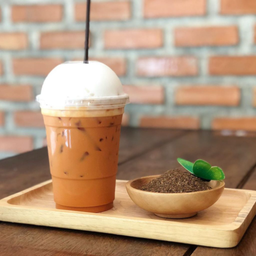 (c) ชานมเย็น Thai Tea latte